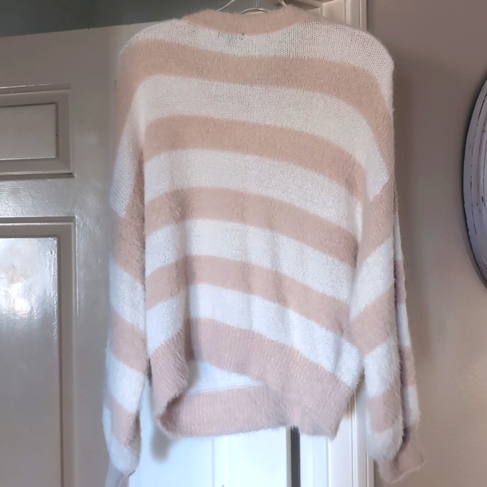 Wild Fable Fuzzy Striped Sweater size M - Picture 3 of 6